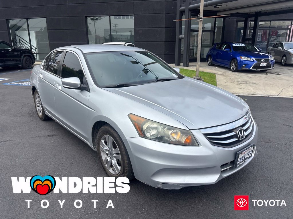 Used 2011 Honda Accord SE image 1