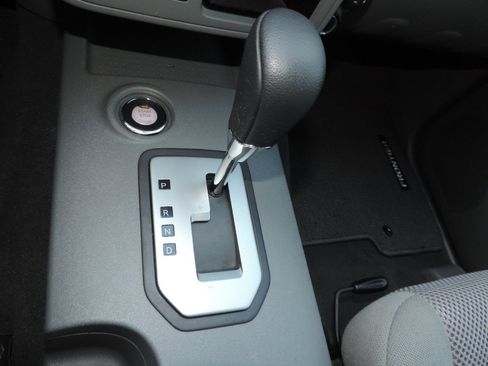 Used 2021 Nissan Frontier SV image 26