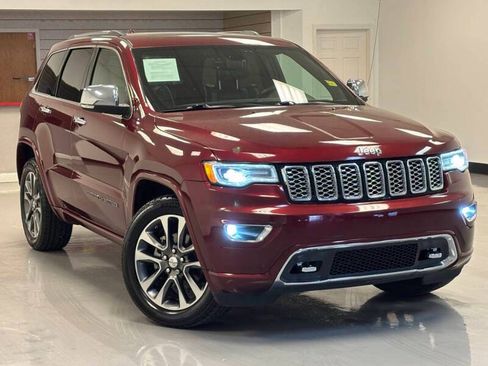 Used 2018 Jeep Grand Cherokee Overland RWD image 2