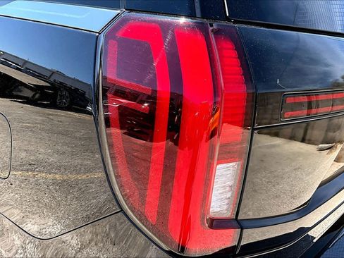 Used 2025 Ford Expedition Max Platinum image 28