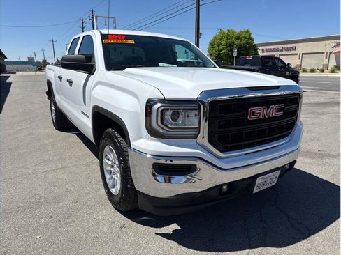 Used 2017 GMC Sierra 1500 2WD Double Cab image 3