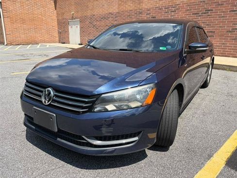 Used 2015 Volkswagen Passat 1.8T Wolfsburg Edition FWD image 3