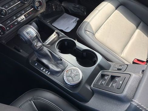 New 2026 Ford Bronco Outer Banks AWD/4WD image 29