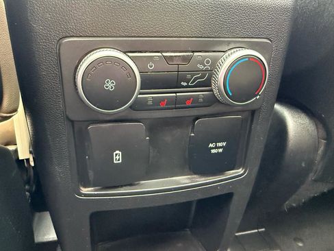 Used 2020 Ford Explorer Limited w/ Class III Trailer Tow Package image 15