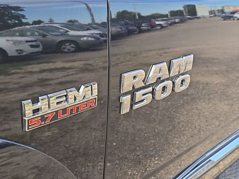 Used 2016 RAM 1500 Limited image 39