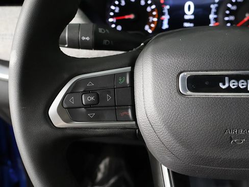 Used 2024 Jeep Compass Latitude AWD/4WD image 36