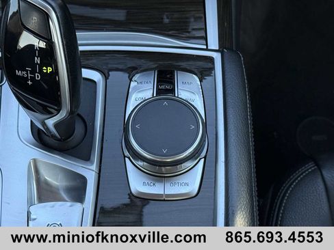 Used 2019 BMW 740i w/ Cold Weather Package image 21