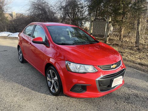 Used 2020 Chevrolet Sonic Premier FWD image 7