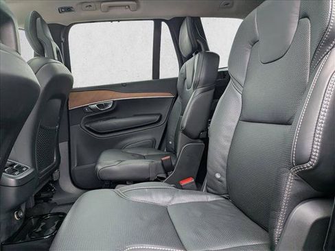 Used 2020 Volvo XC90 T6 Inscription w/ Protection Package Premier image 21