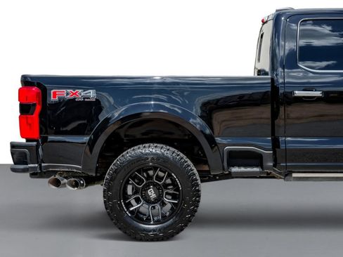 Used 2024 Ford F350 Platinum AWD/4WD image 7
