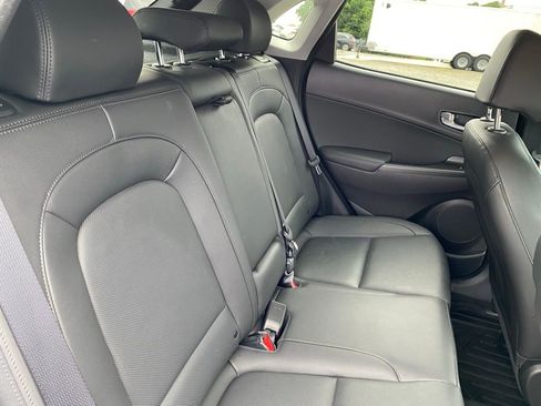 Used 2022 Hyundai Kona Limited image 21