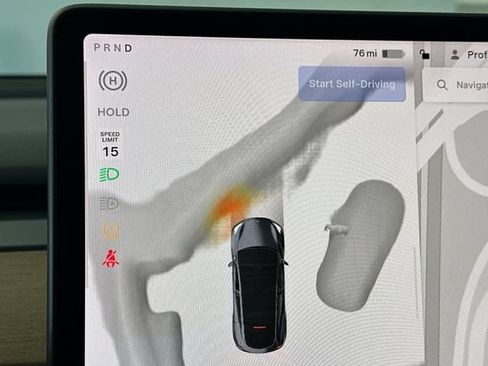 Used 2023 Tesla Model Y AWD image 27