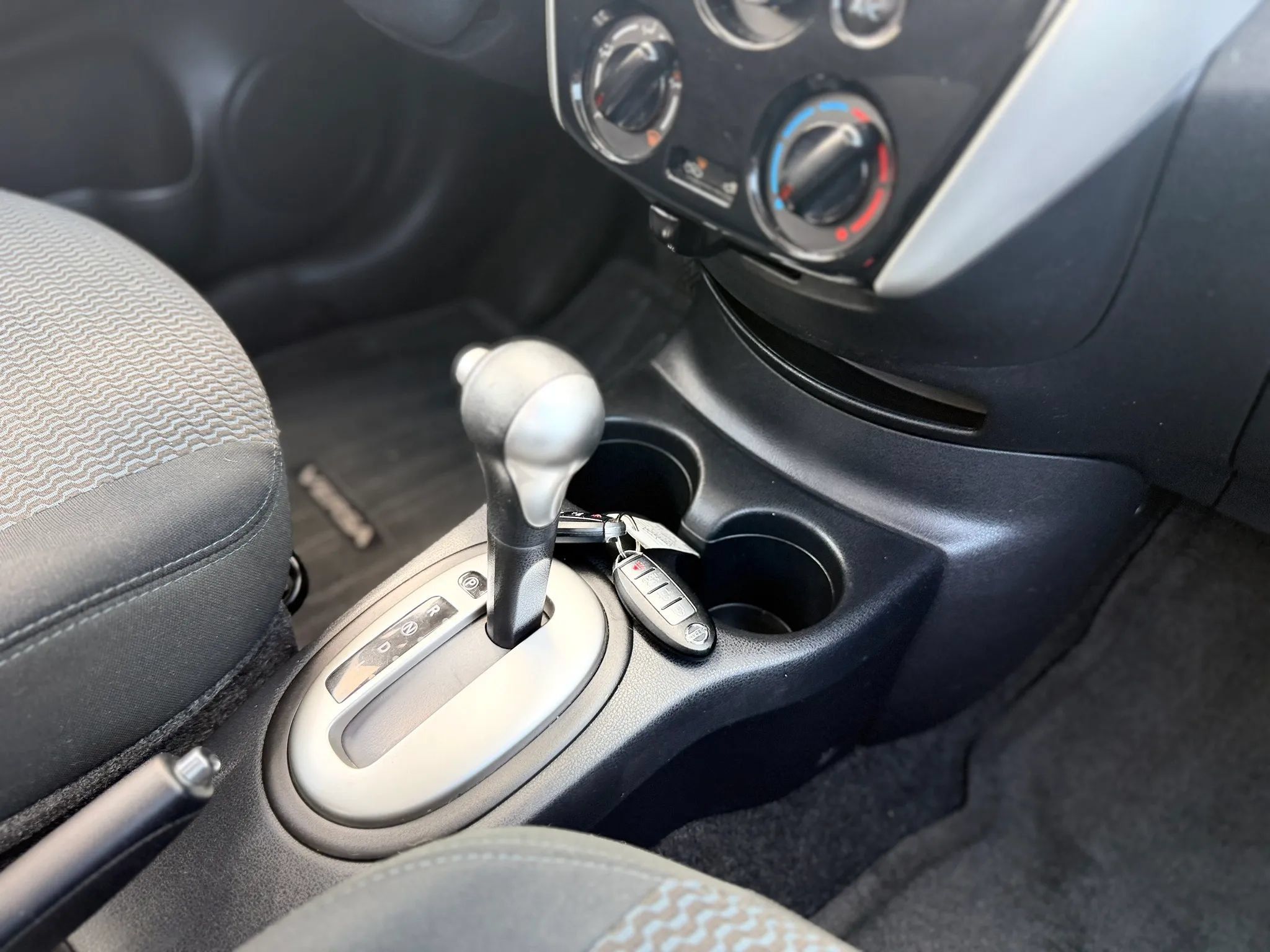 Used 2015 Nissan Versa Note FWD image 40