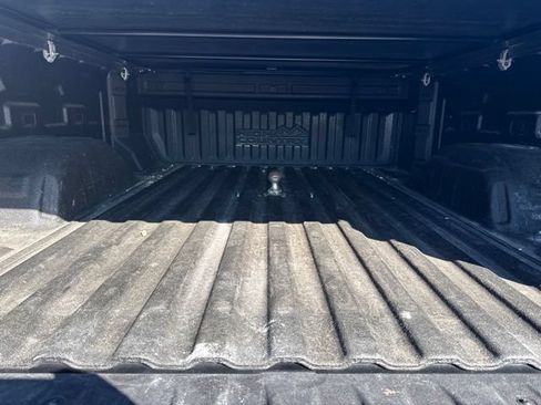 Used 2024 Chevrolet Silverado 1500 High Country w/ Technology Package AWD/4WD image 6