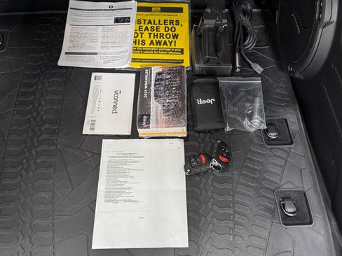 Used 2021 Jeep Wrangler Unlimited Rubicon image 35