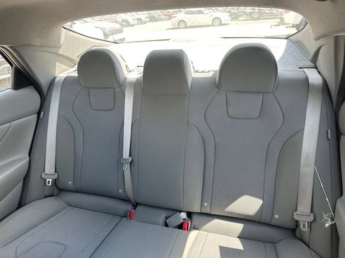 Used 2026 Hyundai Elantra SE FWD image 20