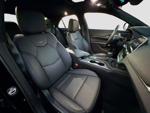 Used 2025 Cadillac CT4 Premium Luxury RWD image 28