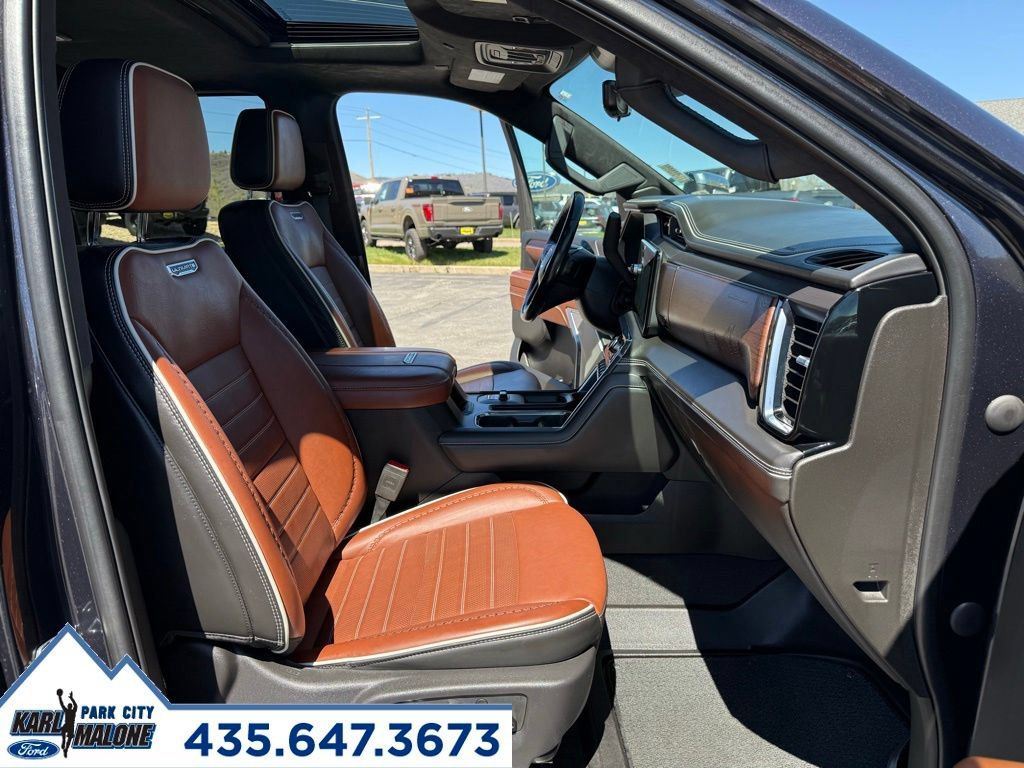 Used 2024 GMC Sierra 3500 Denali Ultimate AWD/4WD image 37
