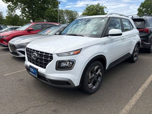 Certified 2023 Hyundai Venue SEL w/ Cargo Package FWD image 1