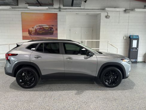 New 2026 Chevrolet Trax ACTIV image 2