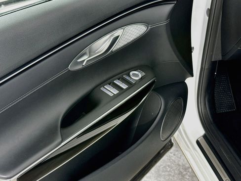 Used 2025 Genesis GV70 2.5T AWD/4WD image 19