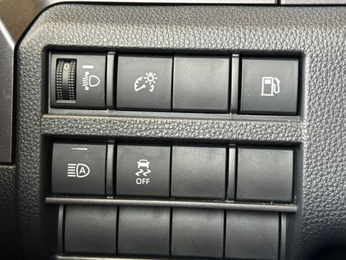 Certified 2025 Toyota 4Runner SR5 image 33