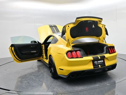 Used 2017 Ford Mustang Shelby GT350R w/ GT350R Equipment Group 920A image 61