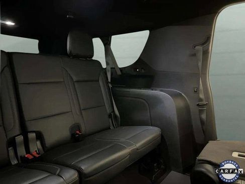 Used 2023 GMC Yukon XL Denali image 65