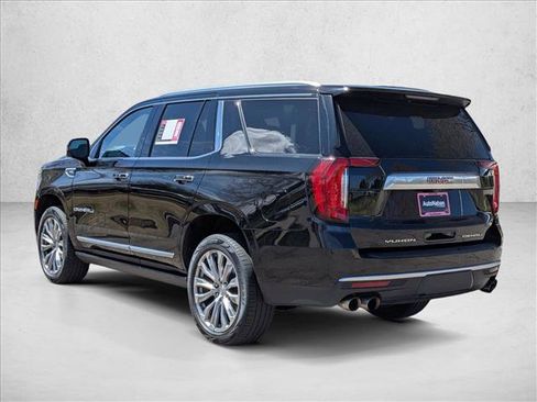 Used 2021 GMC Yukon Denali w/ Denali Premium Package AWD/4WD image 7