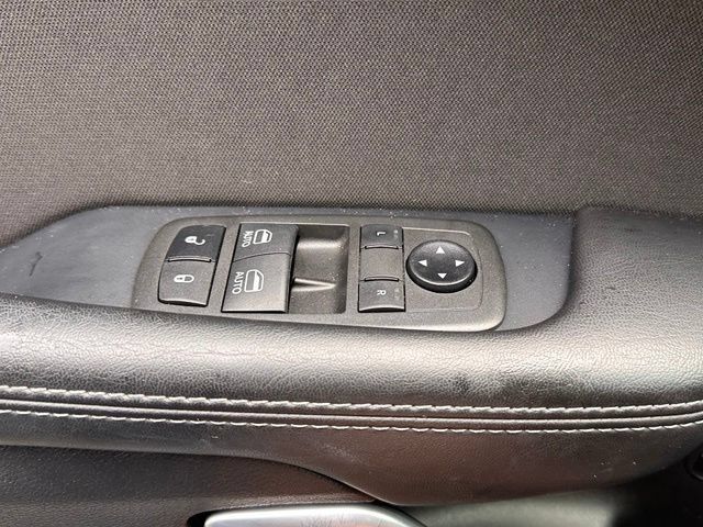 Used 2021 Dodge Challenger R/T Scat Pack RWD image 17