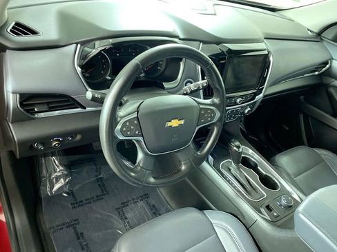 Used 2020 Chevrolet Traverse Premier image 25