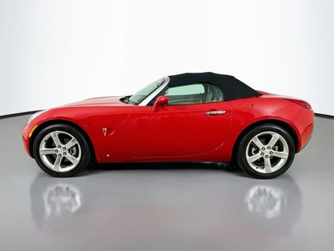 Used 2006 Pontiac Solstice Convertible w/ Premium Package RWD image 8