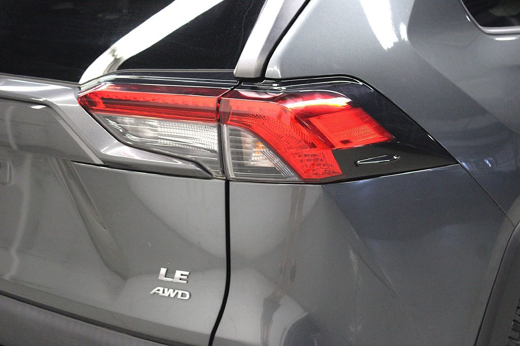 Used 2020 Toyota RAV4 LE w/ All Weather Liner Package AWD/4WD image 35