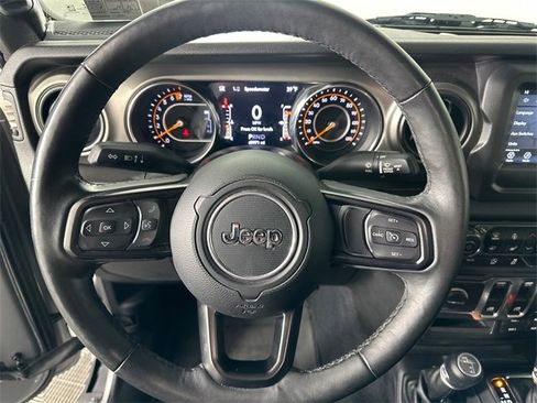 Certified 2019 Jeep Wrangler Sport image 18