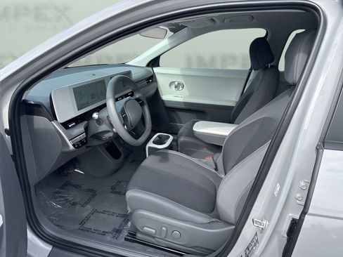 Used 2023 Hyundai Ioniq 5 SE image 9