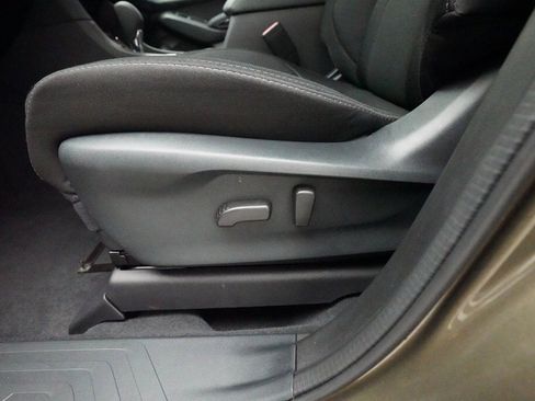 Used 2025 Subaru Ascent Premium image 29