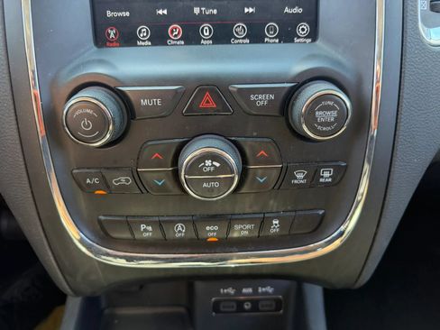 Used 2018 Dodge Durango SXT w/ Quick Order Package 2BB AWD/4WD image 18
