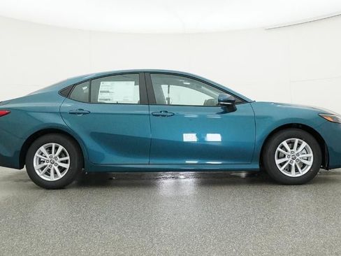 New 2026 Toyota Camry LE image 27