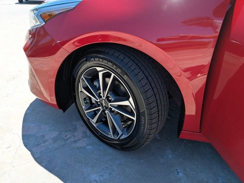 Certified 2024 Kia Forte LXS FWD image 33