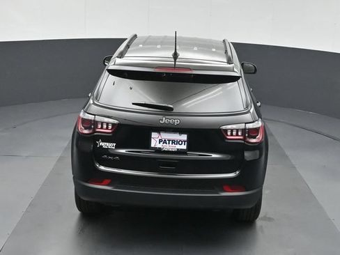 New 2026 Jeep Compass Latitude AWD/4WD image 38