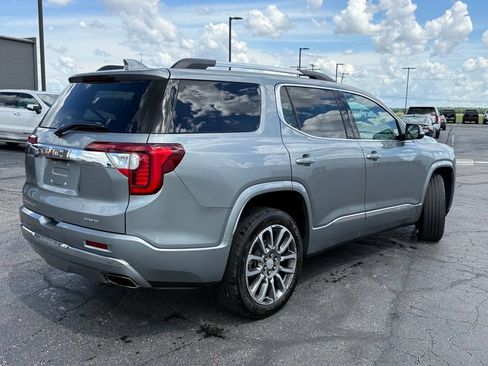Used 2023 GMC Acadia Denali w/ Denali Ultimate Package AWD/4WD image 2