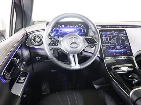 Used 2023 Mercedes-Benz EQE 500 4MATIC SUV image 32