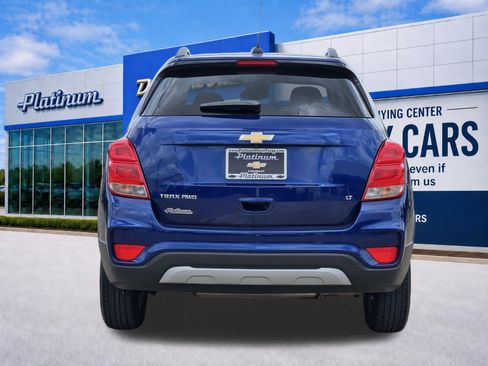 Certified 2017 Chevrolet Trax LT w/ LT Convenience Package AWD/4WD image 8
