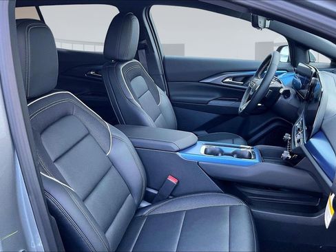 New 2026 Chevrolet Equinox EV LT w/ Convenience Package II AWD/4WD image 10