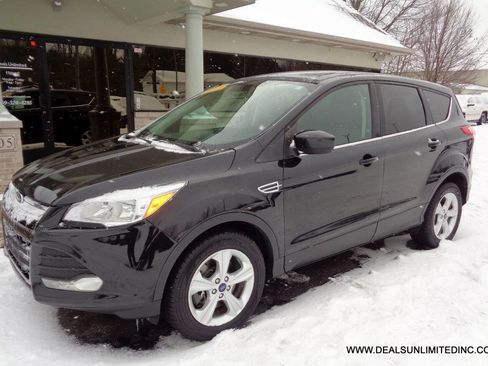 Used 2014 Ford Escape SE image 1