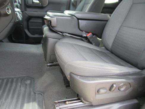 Used 2022 Chevrolet Silverado 1500 Custom w/ Rally Edition image 19