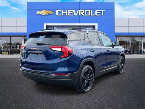 Certified 2022 GMC Terrain SLT w/ Elevation Edition image 6