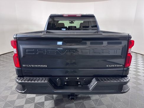 Used 2021 Chevrolet Silverado 1500 Custom image 20