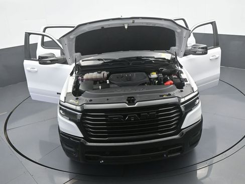 Used 2025 RAM 1500 Laramie image 77