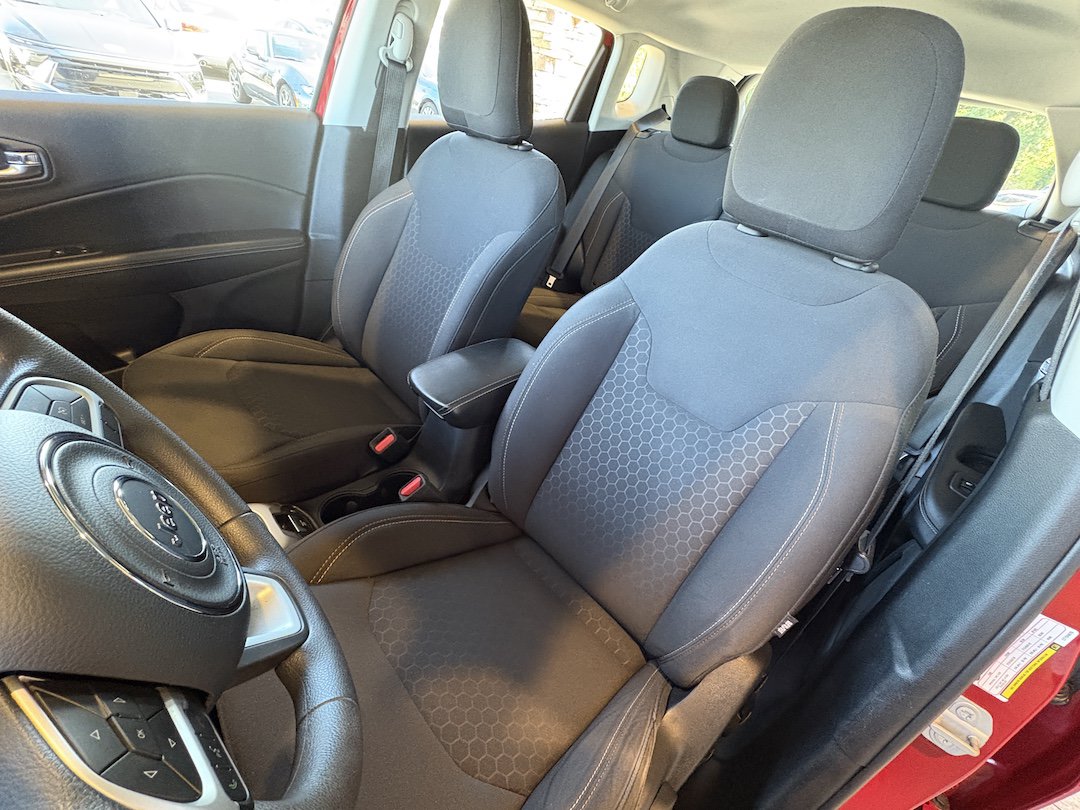 Used 2020 Jeep Compass Sport FWD image 21